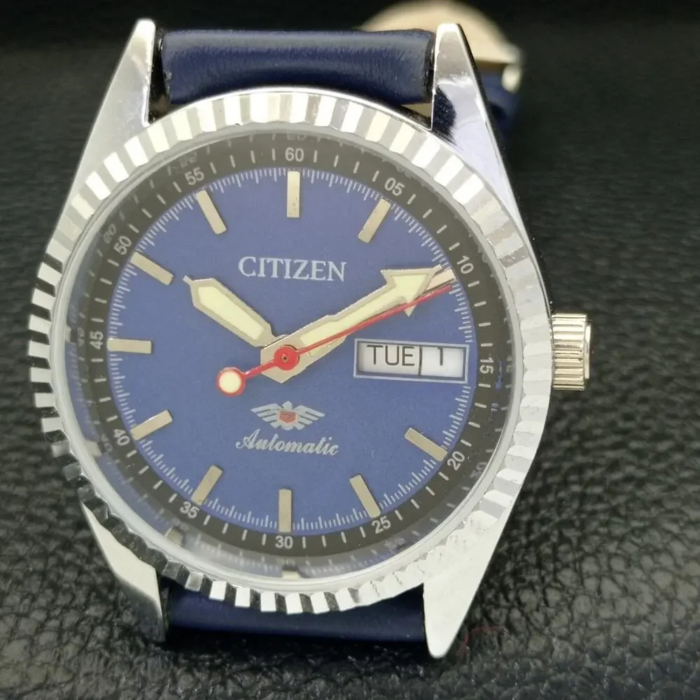 Vintage 1978 Citizen Automatic Mens Silver Watch W/daydate & Blue accents